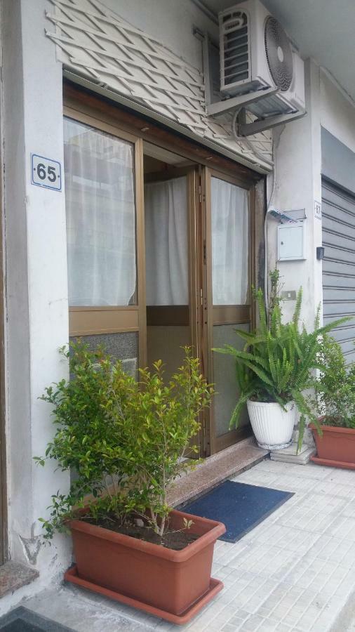 Il Guscio Apartment Санта Тереза ди Рива Екстериор снимка